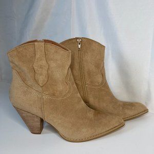 Mi.im Cosette Western Heeled Ankle Boots Size 8 1/2 Almond Tan in Color NEW.